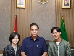 Rico Waas Ajak Warga Medan Dukung Fajar dan Mesa di 5 Top Indonesian Idol