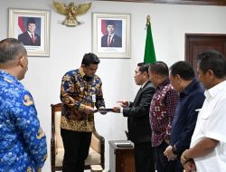 Terima Panitia Paskah Raya HKBP 2025,Gubernur Sumut Minta Pengurus HKBP Bantu Berantas Narkoba dan Judi