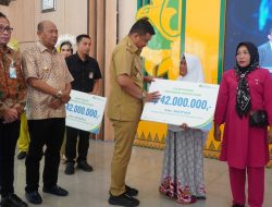 Gubsu Bobby Nasution Serahkan  6.100 Kartu BPJS Nelayan se- Sumut, 1.600 Nelayan Langkat
