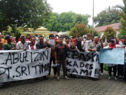 Masyarakat Sei Tualang Unjuk Rasa, Kuasa Hukum PT Sri Timur : Selesaikan Saja Secara Jalur Hukum