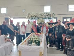Ketum PWI Pusat dan Ketua PWI Sumut Melayat Eddy Bukit