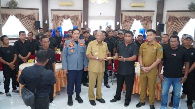 Massa BAPERA Geruduk Kantor Bupati Langkat Tuntut Janji Politik