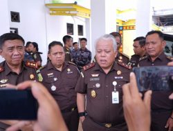 Kajati Sumut di Kejari Nisel, Meskipun Keterbatasan Personil Tetap Berikan Pelayanan Hukum yang Maksimal