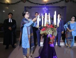 Perayaan Natal Parasibona Mebidang Bagi Bingkisan Sembako