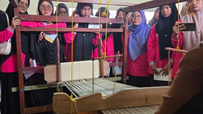 Lestarikan Budaya Lokal, Dekranasda Langkat Gelar Pelatihan Tenun Melayu