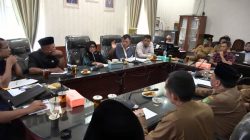 Komisi III DPRD Langkat dan Camat Hinai Dukung Penolakan Pedagang atas Rencana Dibangun KDMP di Pasar Senin
