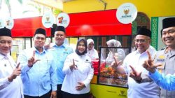 Plt Bupati Tiorita dan Ketua Baznas RI Lepas Dai Mualaf Sekaligus Serahkan Bantuan Z-Chicken di Langkat