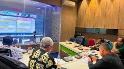 Ikuti Raker Secara Daring Komisi II DPR RI, Sekda Binjai Bahas Remunerasi Kada, DBH dan Optimalisasi PAD